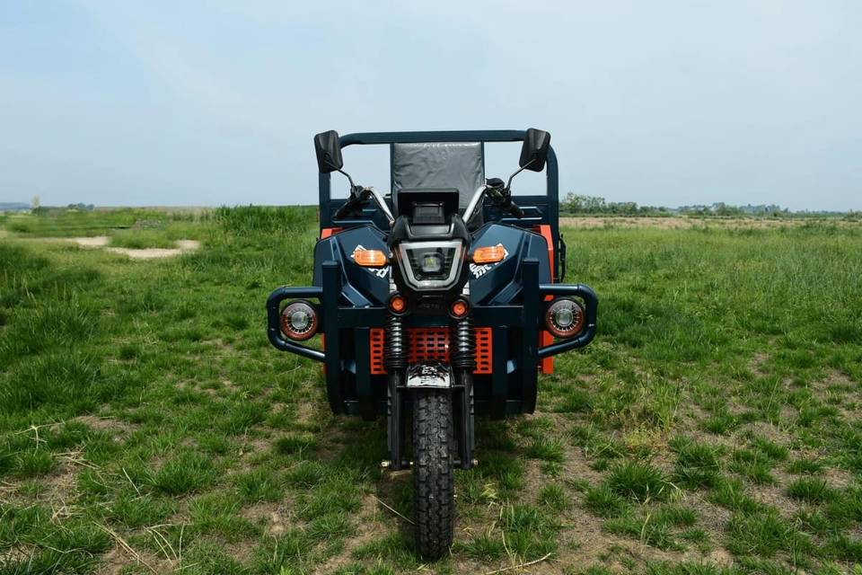 Cargo-DGO Heavy Duty Electric Tricycle Front View - Commercial Transport Solution